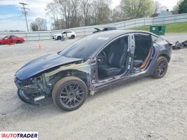 Tesla Model 3 2025