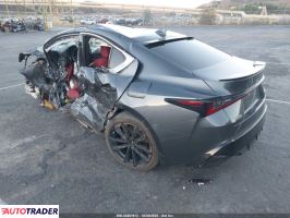 Lexus IS 2021 3