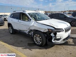Jeep Cherokee 2019 3