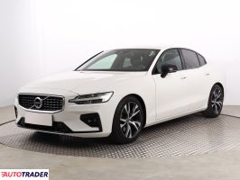 Volvo S60 2019 2.0 187 KM