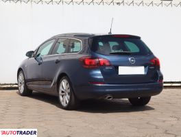 Opel Astra 2011 1.4 138 KM