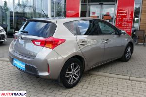 Toyota Auris 2014 1.8 136 KM Toyota Auris 2014 1.8 136 KM