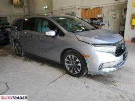 Honda Odyssey 2021 3