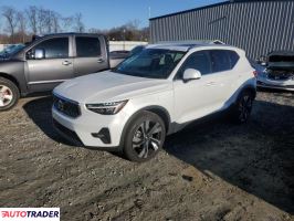 Volvo XC40 2023 2