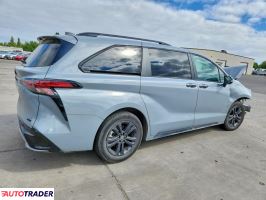 Toyota Sienna 2025 2