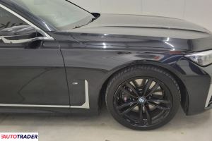 BMW 730 2021 3.0 286 KM