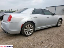 Chrysler 300C 2019 3