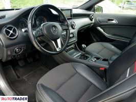 Mercedes A-klasa 2013 1.6 122 KM