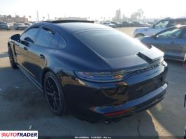 Porsche Panamera 2022 4
