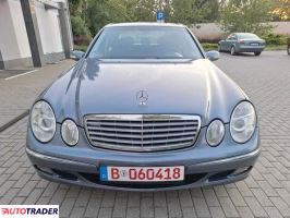 Mercedes E-klasa 2004 2.1 136 KM Mercedes E-klasa 2004 2.1 136 KM