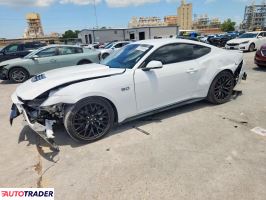 Ford Mustang 2025 5