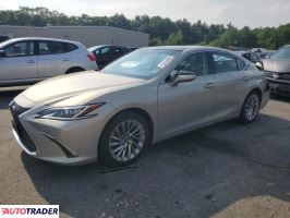 Lexus ES 2019 3
