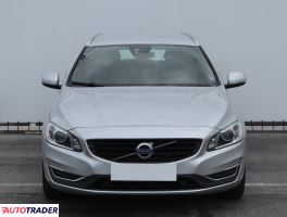 Volvo V60 2015 2.0 187 KM
