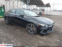 Mercedes 220 - zobacz ofertę