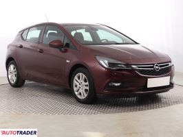 Opel Astra 2018 1.4 123 KM