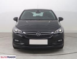 Opel Astra 2019 1.4 123 KM