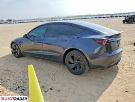 Tesla Model 3 2024