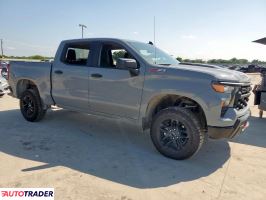 Chevrolet Silverado 2025 5