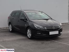 Opel Astra 2017 1.4 123 KM
