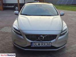 Volvo 2017 2.0 150 KM