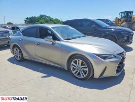 Lexus IS 2021 2
