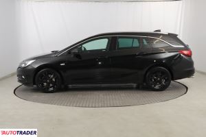 Opel Astra 2017 1.6 197 KM