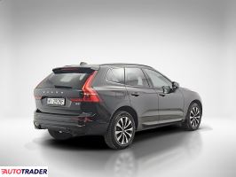 Volvo XC60 2023 2.0 250 KM