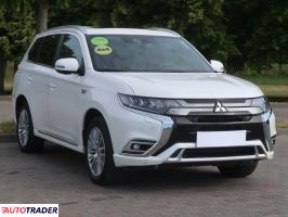 Mitsubishi Outlander 2020 2.4 221 KM Mitsubishi Outlander 2020 2.4 221 KM