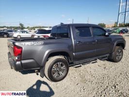 Toyota Tacoma 2019 3