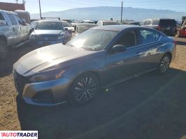 Nissan Altima 2025 2