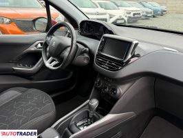 Peugeot 2008 2017 1.2 110 KM