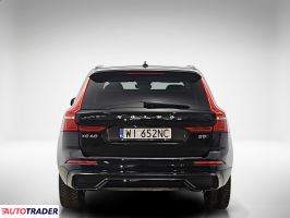 Volvo XC60 2023 2.0 250 KM