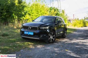 Volvo XC40 2020 2.0 246 KM