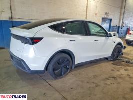 Tesla Model Y 2026