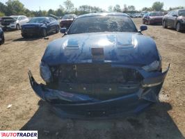 Ford Mustang 2022 5