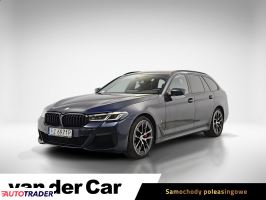 BMW 540 2020 3.0 333 KM