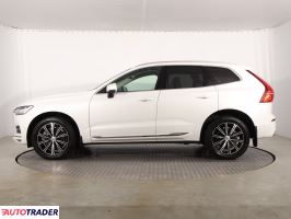 Volvo XC60 2019 2.0 246 KM