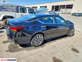 Nissan Altima 2025 2