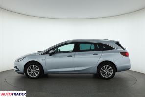 Opel Astra 2017 1.6 134 KM