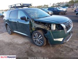 Nissan Pathfinder 2022 3