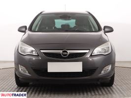 Opel Astra 2011 1.4 99 KM