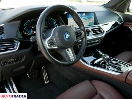BMW X5 2022 3.0 394 KM