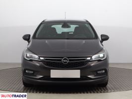 Opel Astra 2016 1.4 123 KM