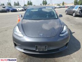 Tesla Model 3 2020 Tesla Model 3 2020