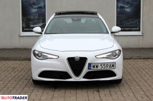 Alfa Romeo Giulia 2021 2.0 280 KM Alfa Romeo Giulia 2021 2.0 280 KM