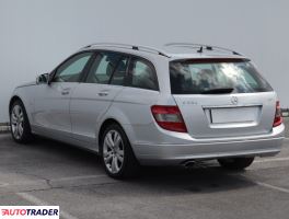Mercedes C-klasa 2009 2.1 167 KM