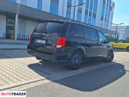 Dodge Grand Caravan 2018 3.6 287 KM
