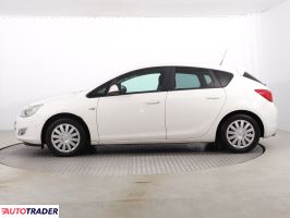 Opel Astra 2011 1.4 138 KM