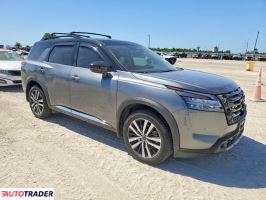 Nissan Pathfinder 2023 3