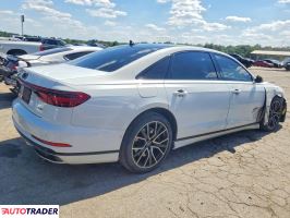 Audi A8 2021 3